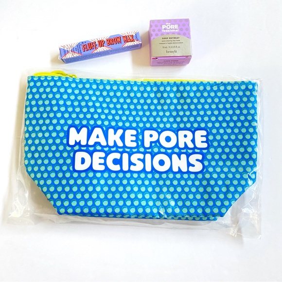 Benefit Handbags - BENEFIT make pore decisions cosmetics toiletry bag fluff up brow wax clay mask